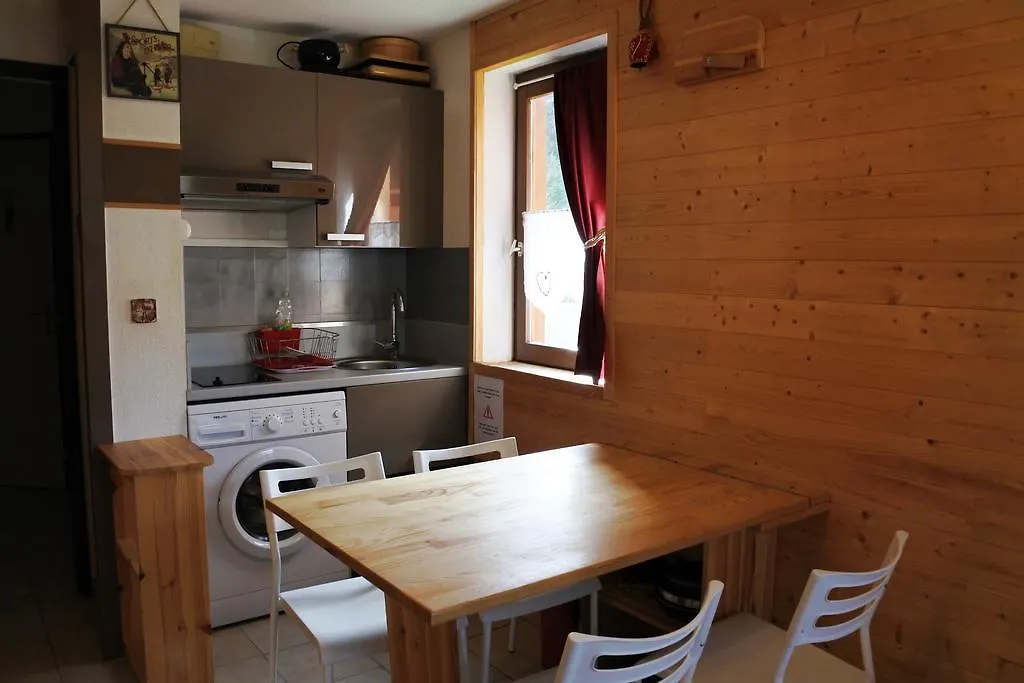 Les Ambrumes Morzine Apartment